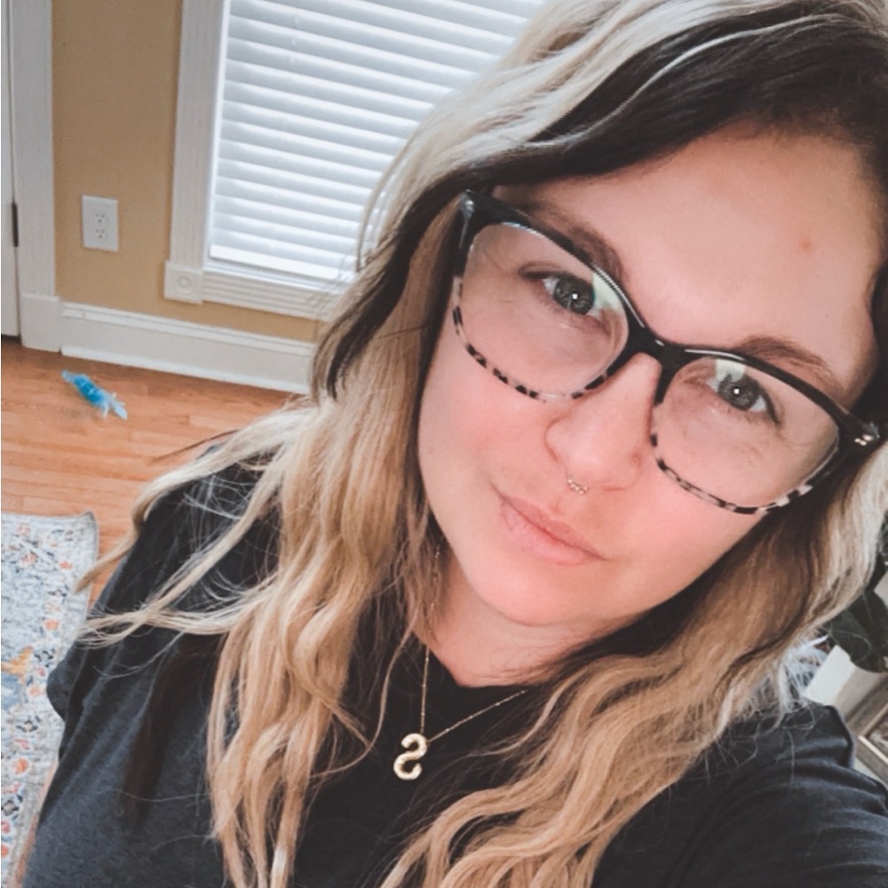 Meet your Posher, Sarah